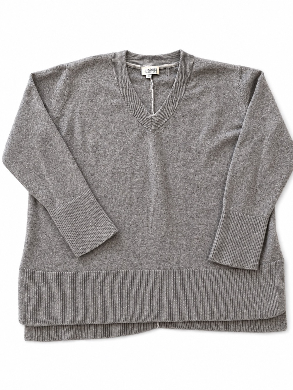 Kinross Gray V-Neck 100% Cashmere Sweater